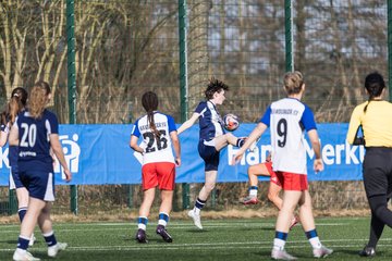 Bild 150 - wBJ Hamburger SV - Hertha BSC : Ergebnis: 2:1